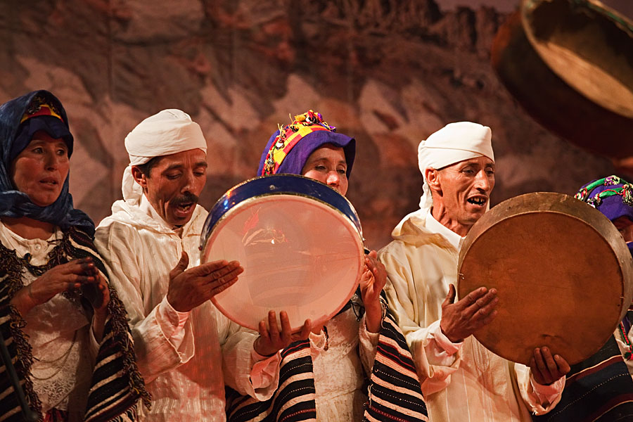  Musicians from the Ait Hdiddou  (Ait Haddidou) music group performing at the Imilchil musicfestival